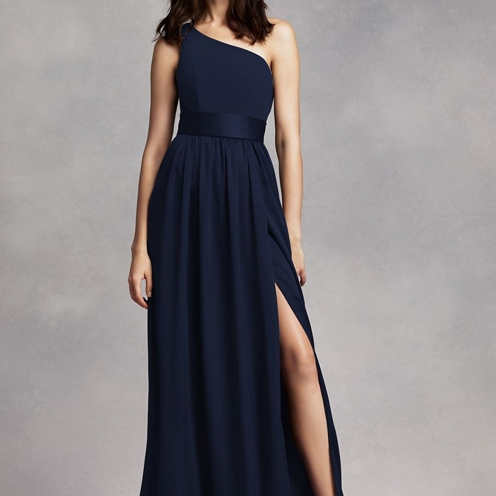 Davids bridal Vera Wang dress size 8 (hemmed)